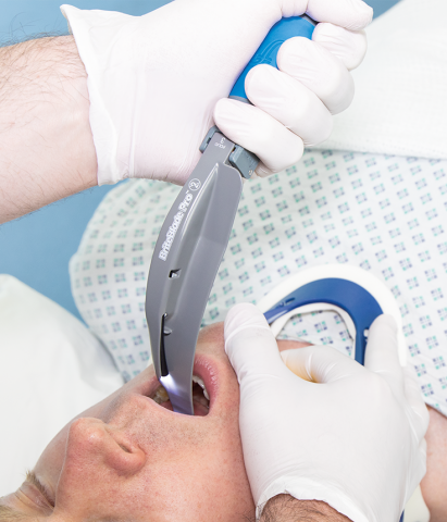 Laryngoscope Blade and Handle in Use